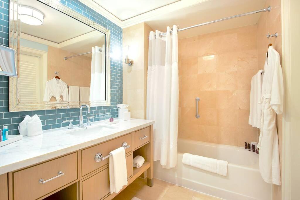 Stunning Studio Apartment Located At The Ritz Carlton-Key Biscayne Miami Exterior photo