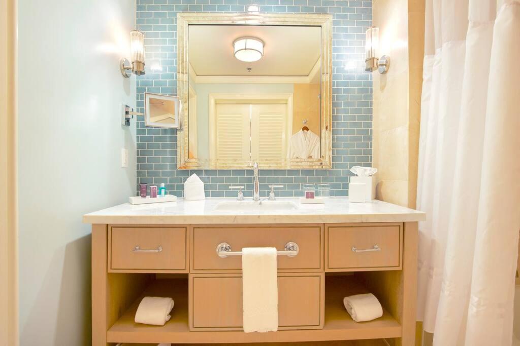 Stunning Studio Apartment Located At The Ritz Carlton-Key Biscayne Miami Exterior photo